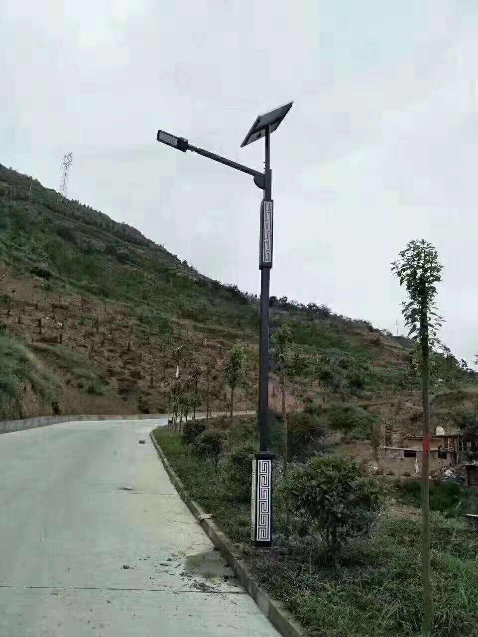 乌苏市仿古太阳能路灯